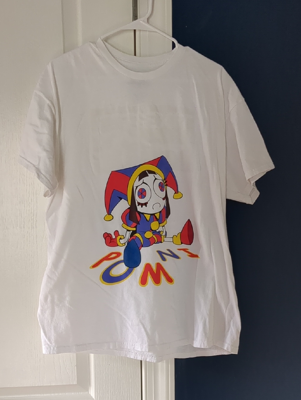 Hot Topic Digital Circus Pomni Glow In The Dark Tshirt